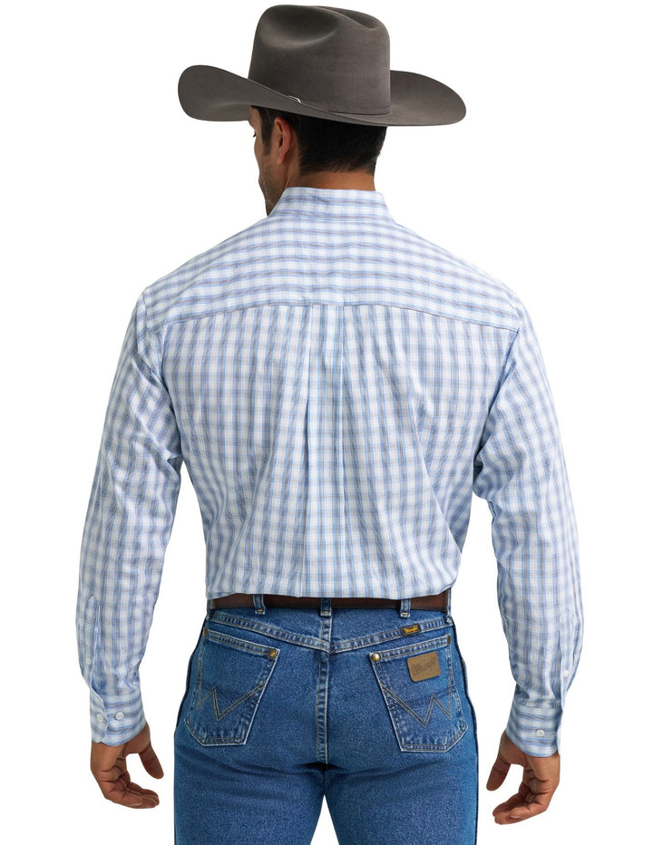 Wrangler Mens George Strait™ Long Sleeve Button Down Two Pocket Shirt