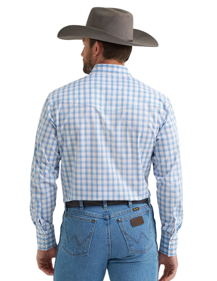 Wrangler Mens Wrinkle Resist True Blue Plaid Shirt