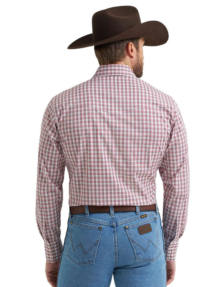 Wrangler Mens Wrinkle Resist  Red Plaid Long Sleeve Shirt