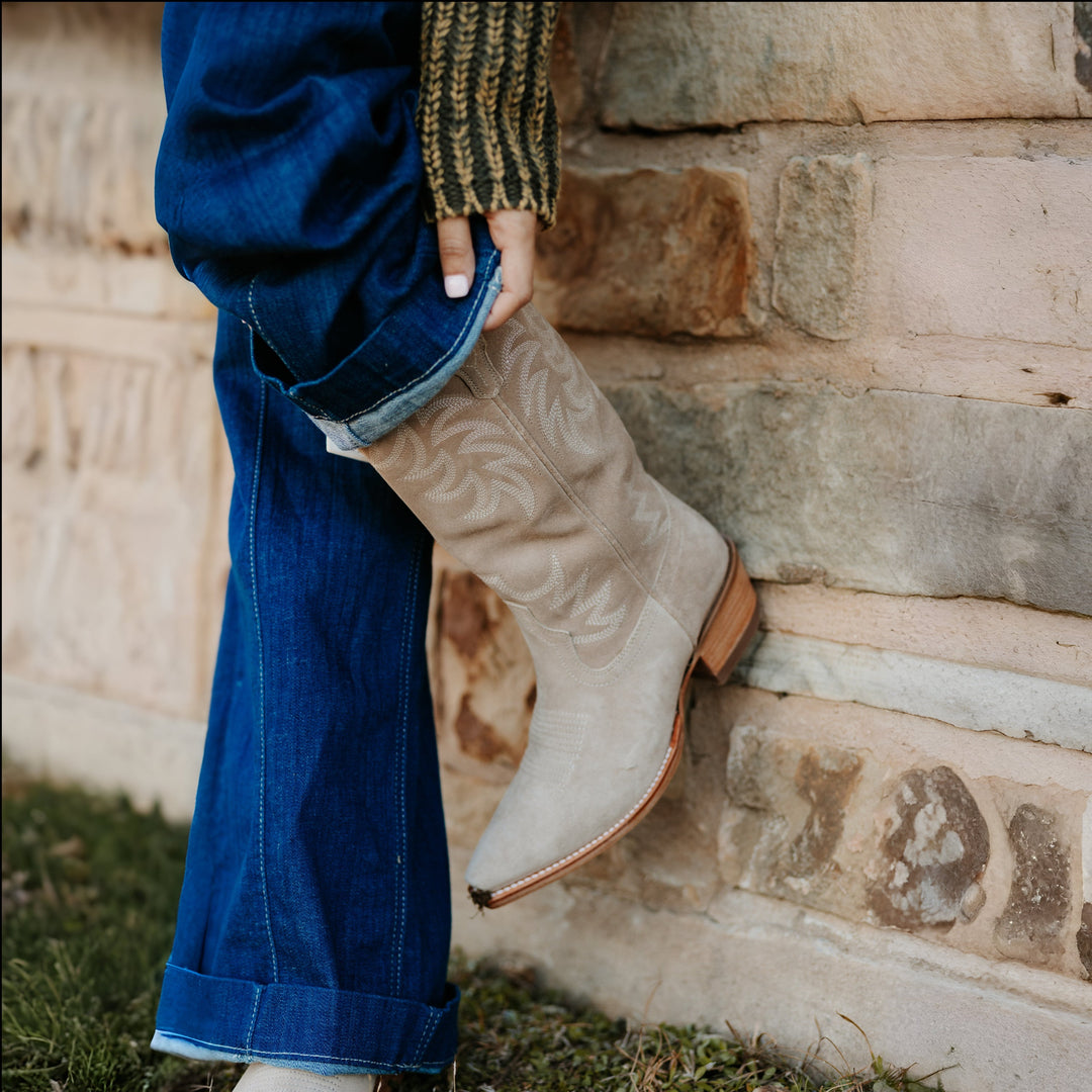 Spring Ladies Dressy Western