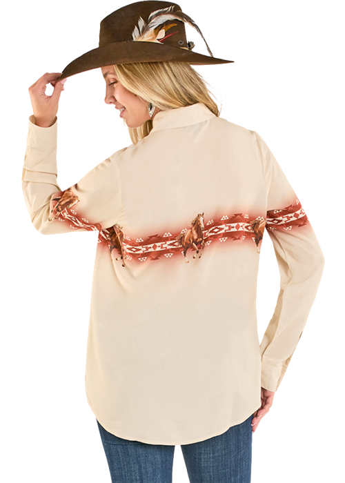 Panhandle Womens Oversized Horse Printed Snap Long Sleeve Shirt