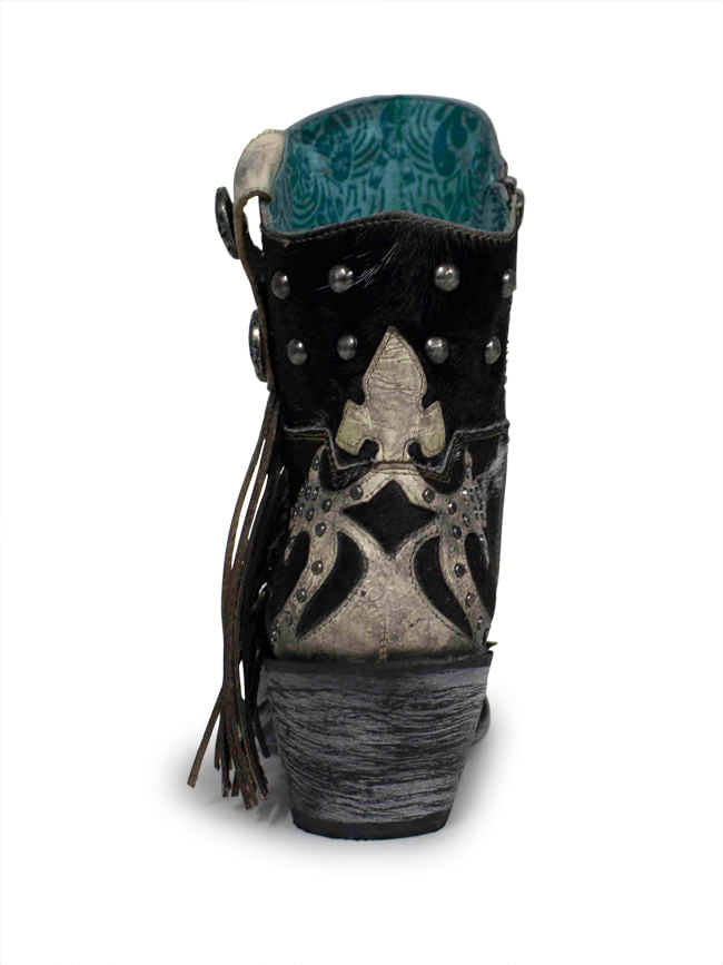 Ladies Corral Black Overlay & Fringe Concho