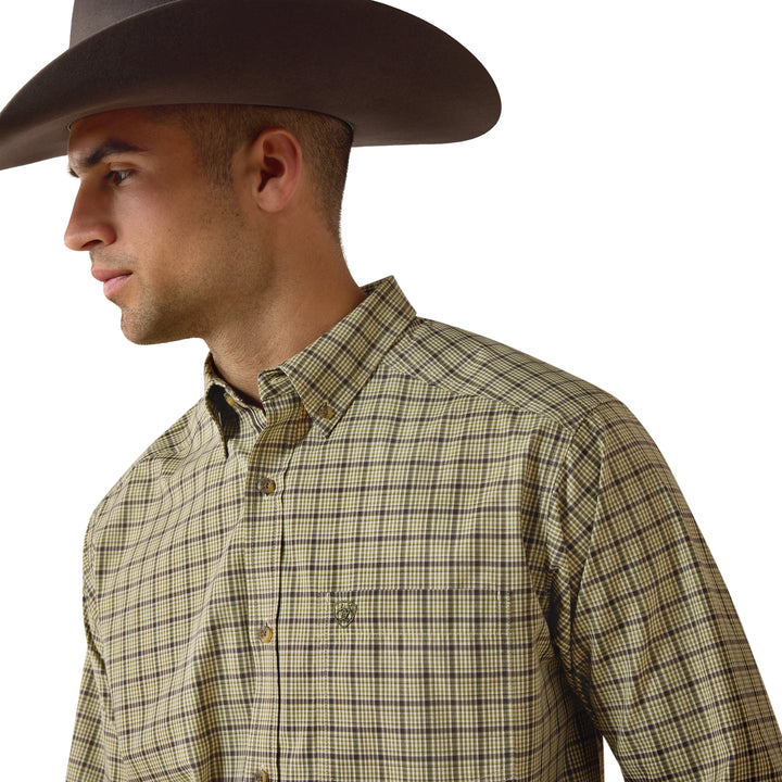 Ariat Mens Green Plaid Jiles Classic Fit Long Sleeve Shirt
