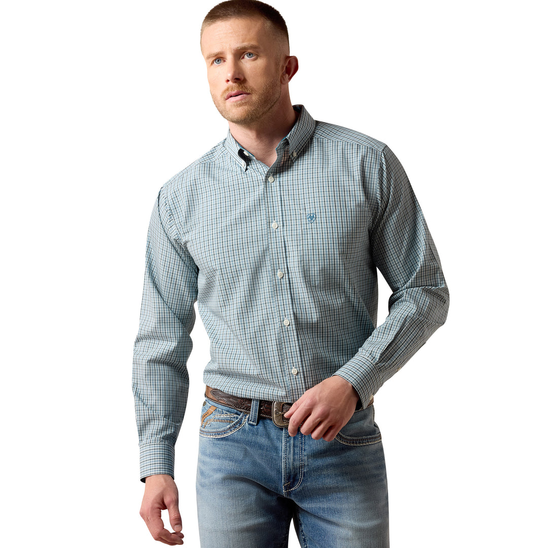 Ariat Mens Wrinkle Free Barclay Classic Fit Shirt