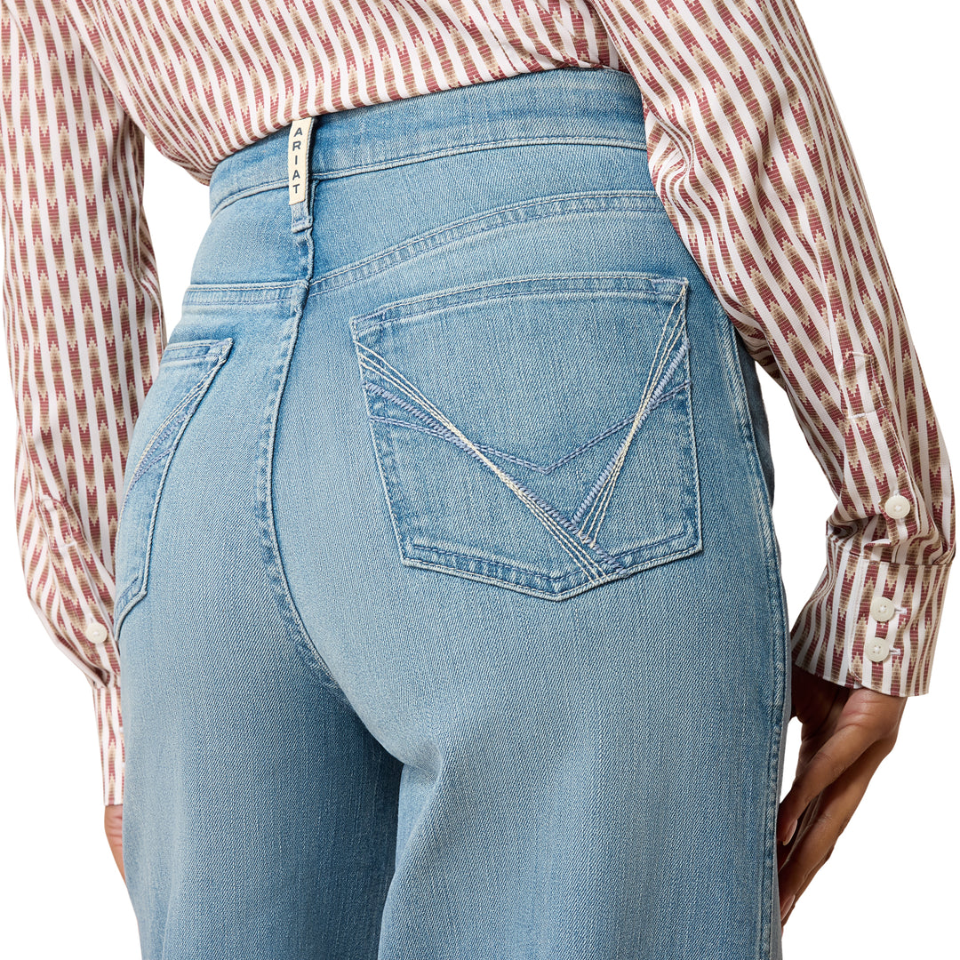 Ariat Womens Ultra High Rise Luana Wide Leg Jeans
