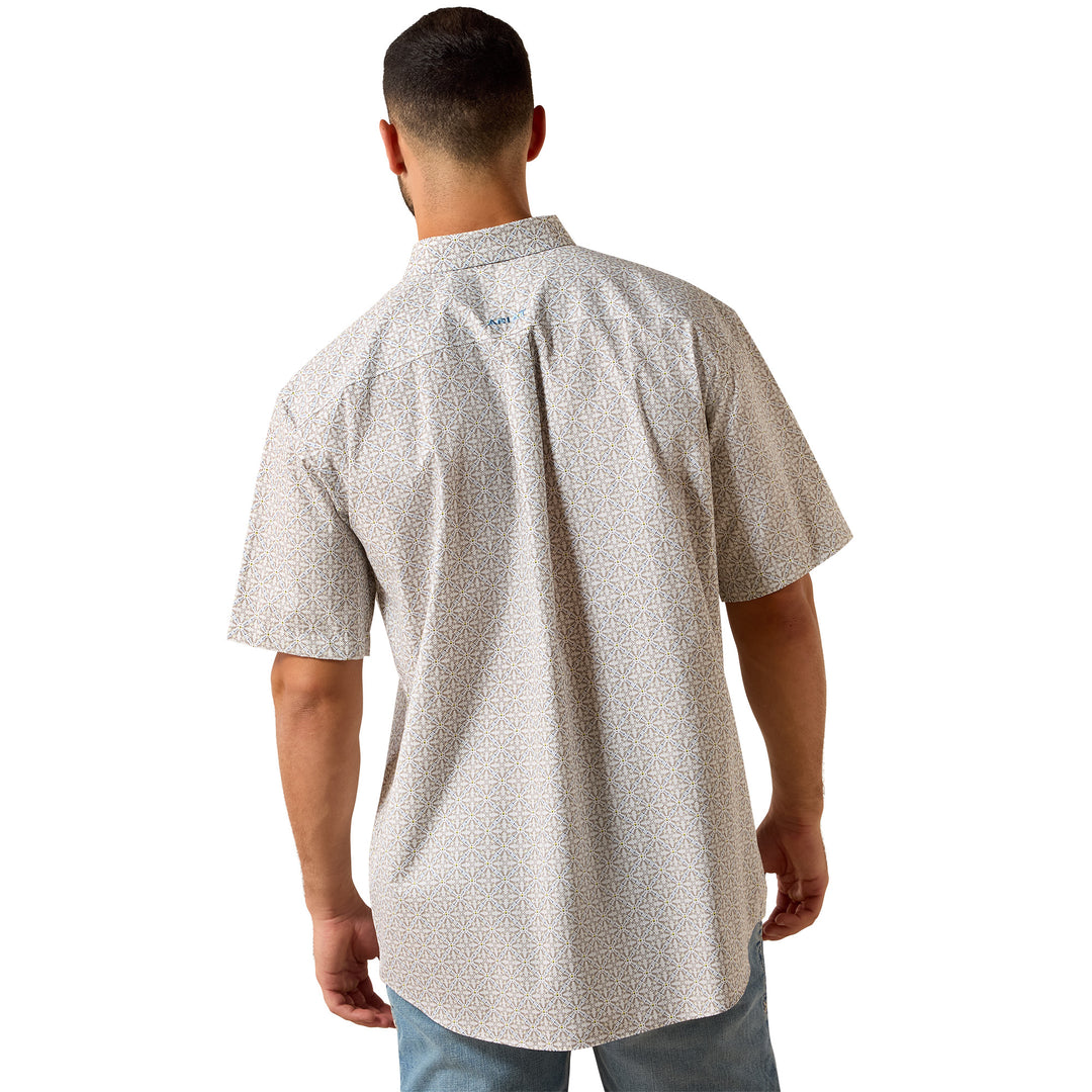 Ariar Mens Wrinkle Free Chris Classic Fit Shirt