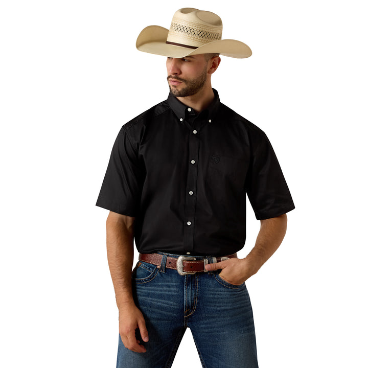 Ariat Mens Lightweight Twill Classic Fit Shirt