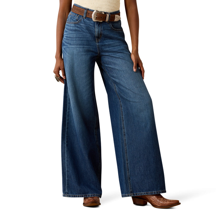 Ariat Womens Ultra High Rise Calamity Comfort Wide Leg Jeans