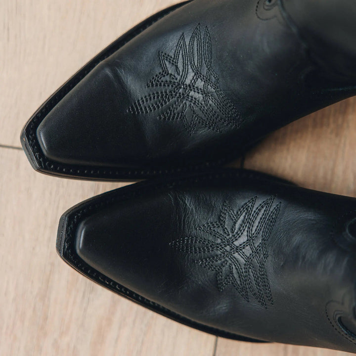 Smokeshow Boot - Jet Black